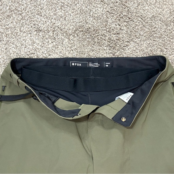 Fox Racing Ranger Lite 20 Mens MTB Mountain Bike Shorts w/Liner Olive Green 38 - Picture 2 of 5